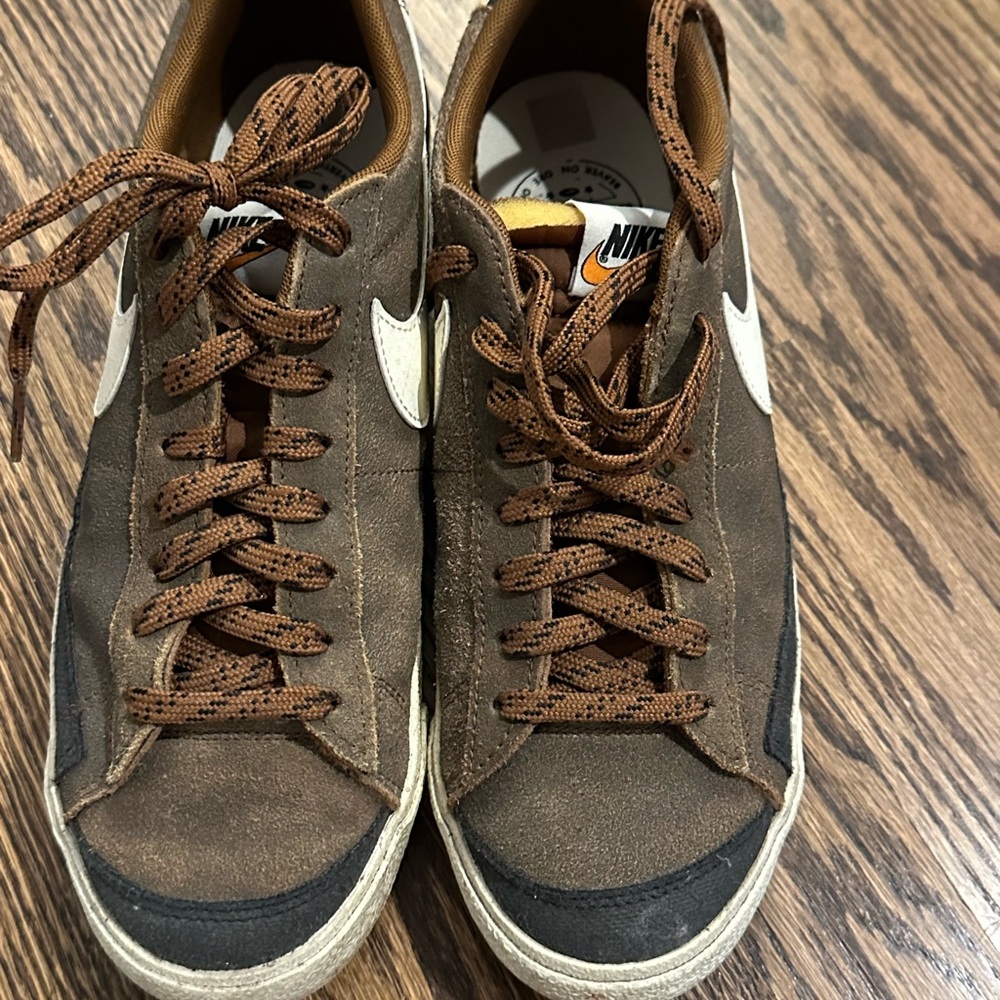 Nike Men's Brown Low Blazer Size 9